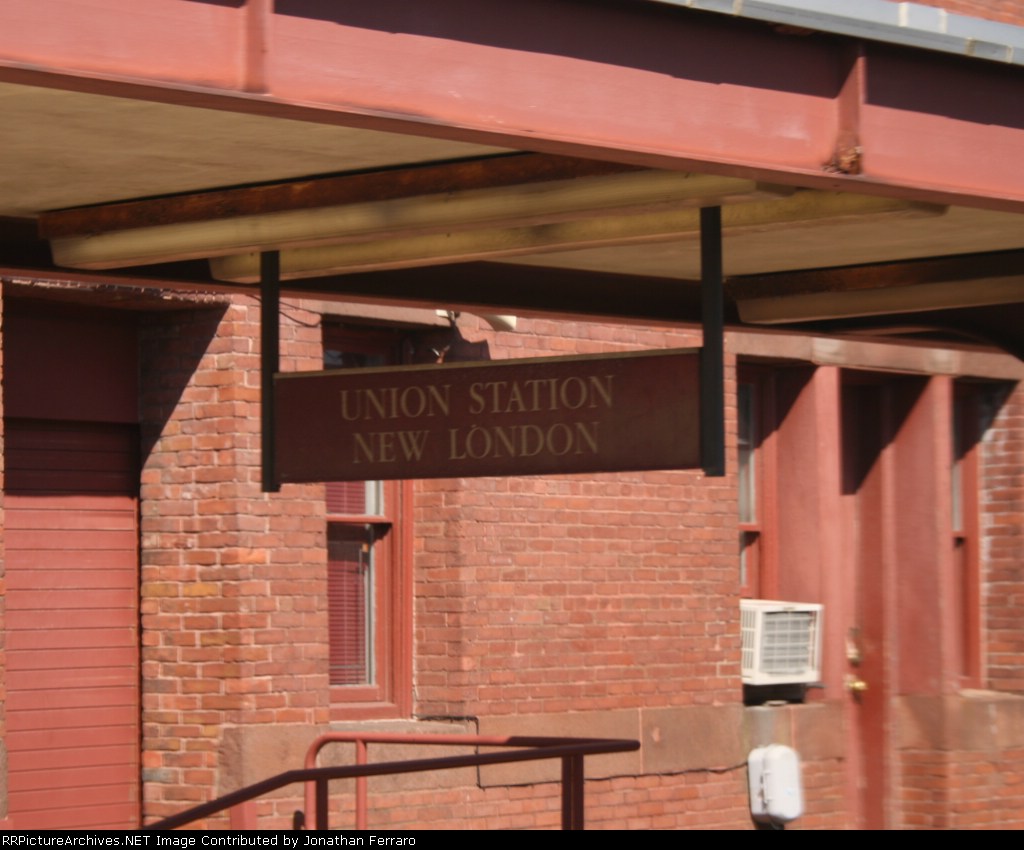 Union Station Sign